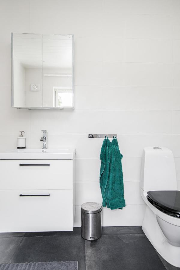 Solar Lake Cottage Jönköping Exteriér fotografie